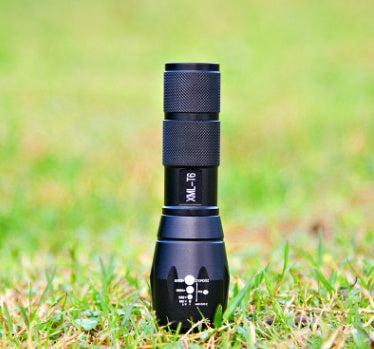 Heavy-Duty Outdoor LED Flashlight